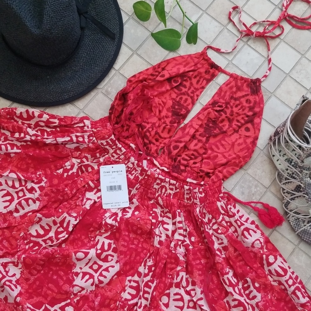 Free people flowy halter dress 💕host pick - Picture 2 of 8